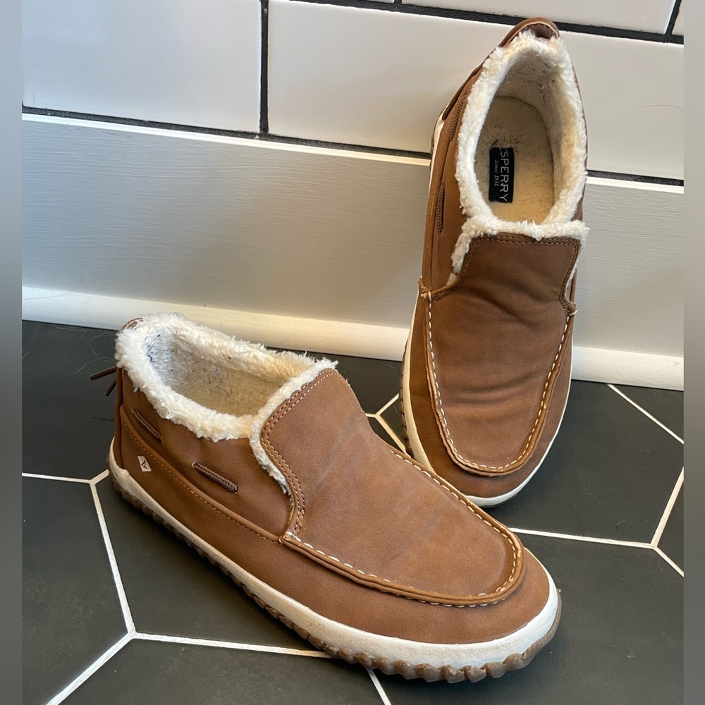 Sperry fleece-lined boots.